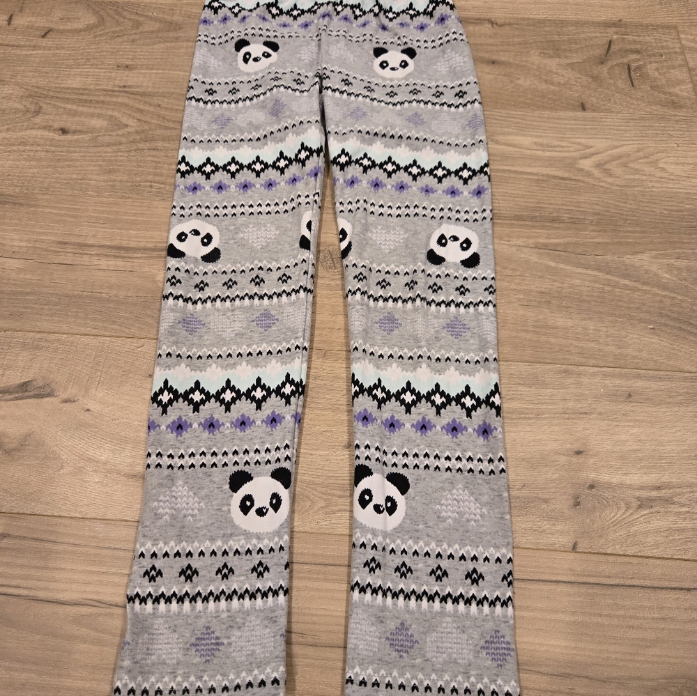 🌻 EUC SO Cozy Leggings Grey Purple Pandas Geoprint Leggings Size 7